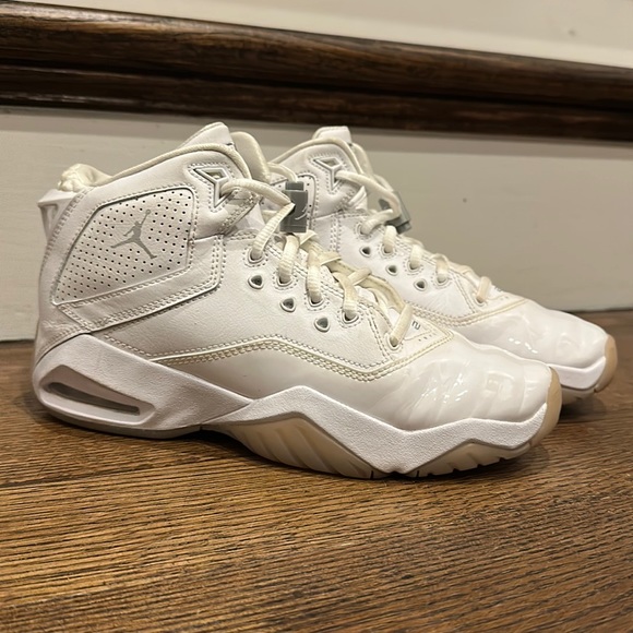 JORDAN B’LOYAL KIDS - Size 4.5 Y - Picture 1 of 9